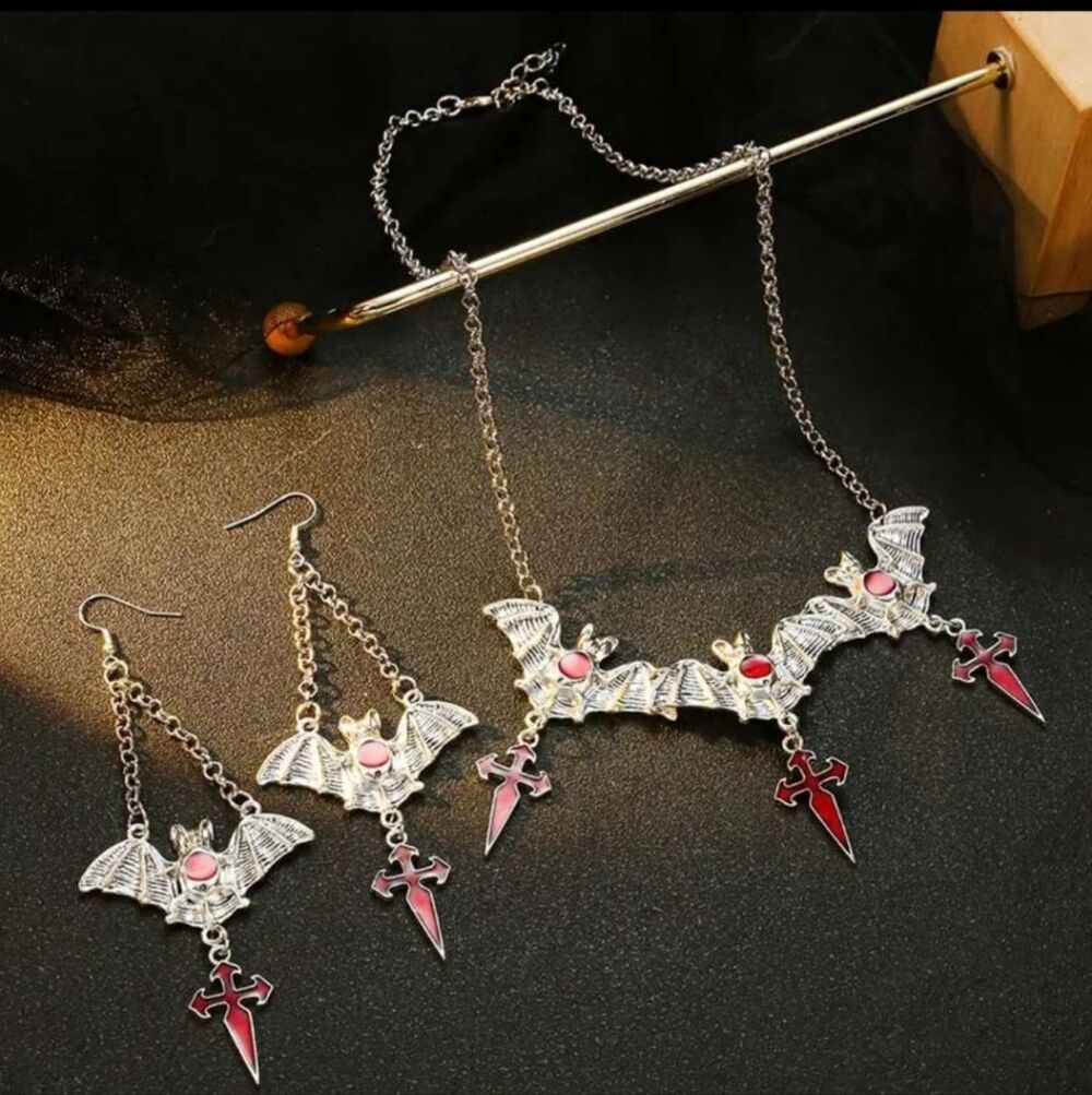 NWOT Goth Vampire Necklace & Earrings Set